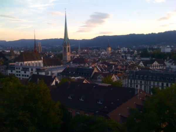 ETHのテラスから眺めたチューリヒの旧市街。